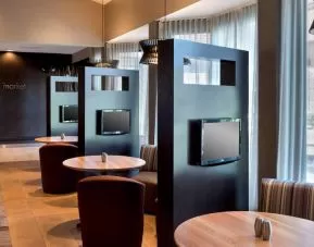Sonesta Select Boston Milford’s media pods are cozy nooks with comfy seating, televisions, and coffee tables.
