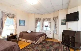 Spacious day use room at The Farrington Inn.