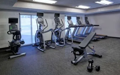 Fitness center at Sonesta Select Minneapolis Eden Prairie.