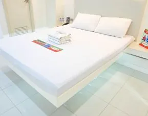 Astrotel Avenida, Manila