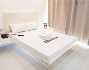 Astrotel Cubao, Quezon