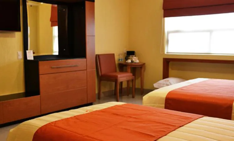 Hostalia Hotel Expo & Business Class, Guadalajara