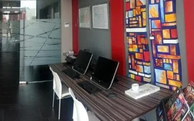 Hotel Block Suites