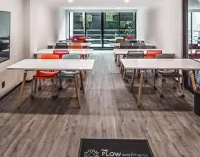Flowsuites Condesa, Mexico City