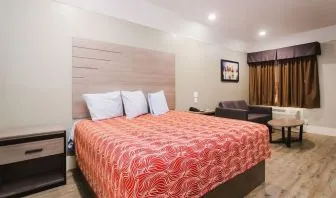 Day use room at Palace Inn I-10 West & Beltway 8.