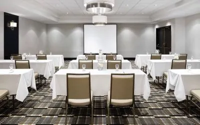 Professional meeting room at Four Points By Sheraton Mississauga Meadowvale.