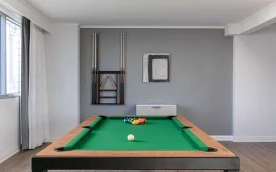 Game room at Royal Sonesta Chicago Downtown. 