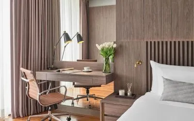 Day room equipped with work desk at Fraser Suites Sukhumvit, Bangkok.