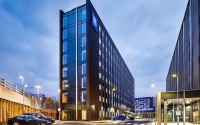 Hotel exterior at Ibis Budget Manchester Airport.