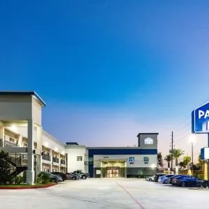 Parking available at Palace Inn Blue IAH East.