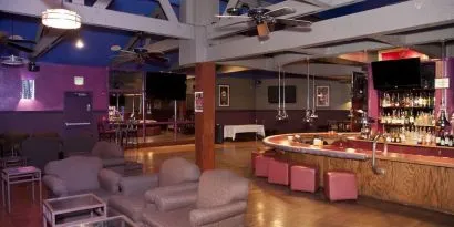 Lounge and bar at La Hacienda San Jose Silicon Valley.