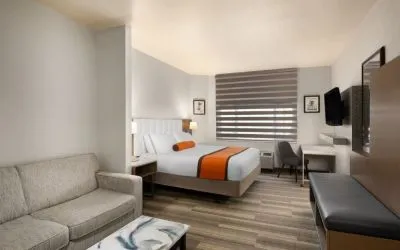 Spacious day use room at Hotel Marguerite.