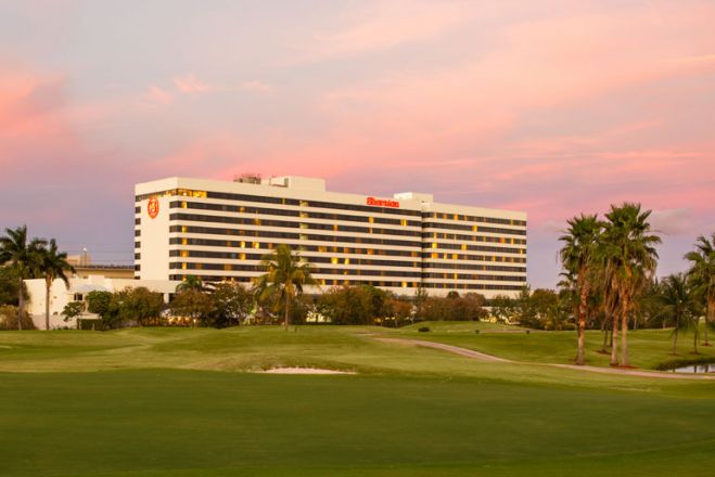 Sheraton Miami Airport Hotel Book Day Rooms Hotelsbyday Sheraton Miami Airport Hotel