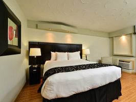 Hotel Red Roof Inn Baton Rouge - LSU Conference Center image