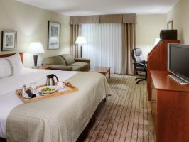 Hotel Holiday Inn Guelph image
