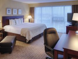 Hotel Holiday Inn Toronto Airport East image