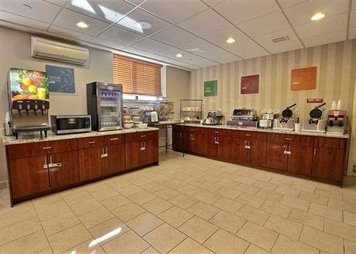 Comfort Inn Staten Island Day Use Rooms Hotelsbyday