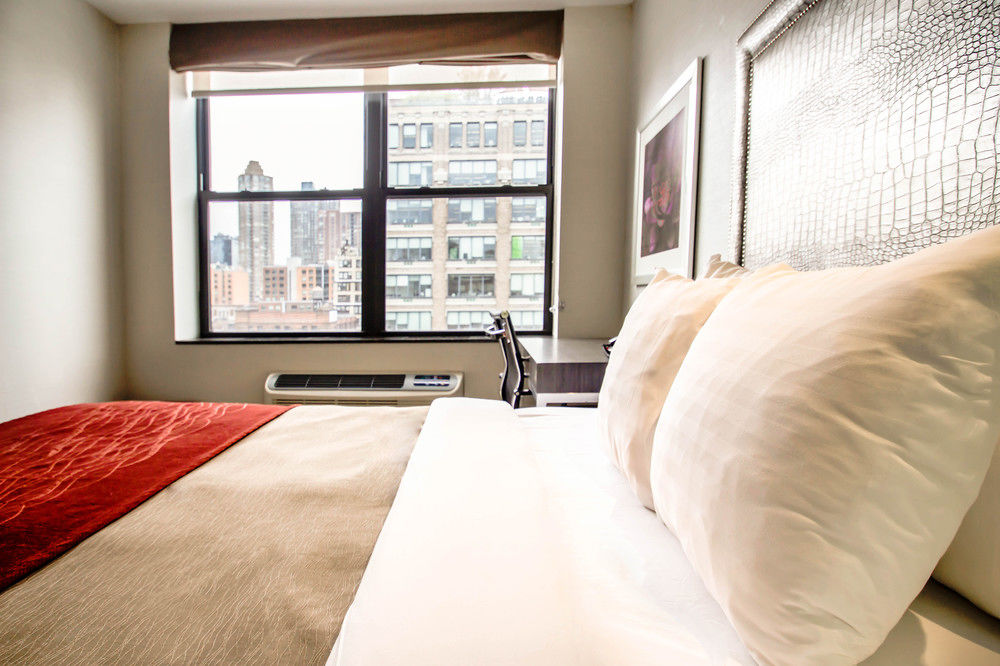 Comfort Inn Midtown West Ny Day Rooms Hotelsbyday