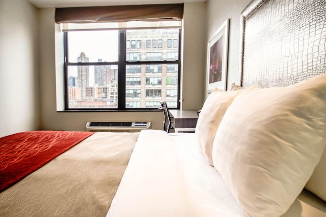 Comfort Inn Midtown West Ny Day Rooms Hotelsbyday