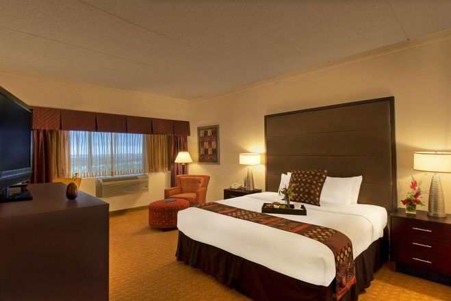 Crowne Plaza Msp Airport Hotel Crowne Plaza Msp Airport Hotel