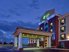 Hotel Holiday Inn Express & Suites Medicine Hat image