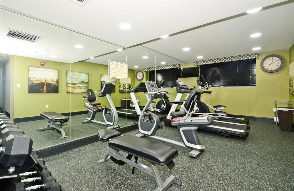 best western hotel new york best western plus laguardia airport hotel ny hotelsbyday best western hotel new york best western plus laguardia airport hotel ny hotelsbyday