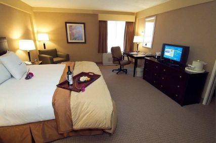 DoubleTree By Hilton At Pittsburgh International Airport, Pittsburgh