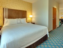 Hotel Fairfield Inn & Suites San Francisco Airport image