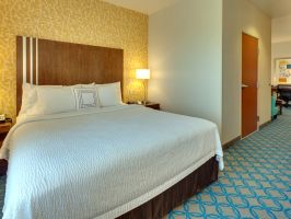 Hotel Fairfield Inn & Suites San Francisco Airport image