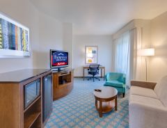 Hotel Fairfield Inn & Suites San Francisco Airport image