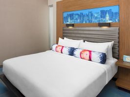 Hotel Aloft Beachwood image