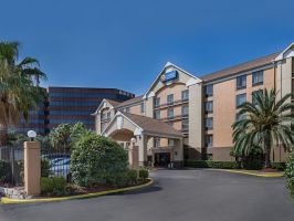 Hotel Comfort Inn Southwest At Westpark image