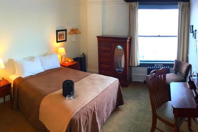 Hood River Hotel Book Day Rooms Hotelsbyday Hood River Hotel