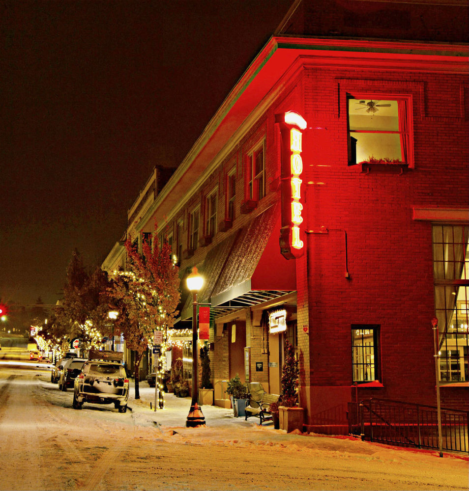 Hood River Day Use Hotels Book A Dayroom Hotelsbyday Hood River Hotel