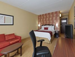 Hotel Courtyard Chicago Midway Airport image