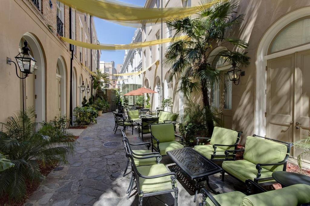 St James Hotel New Orleans Day Rooms Hotelsbyday