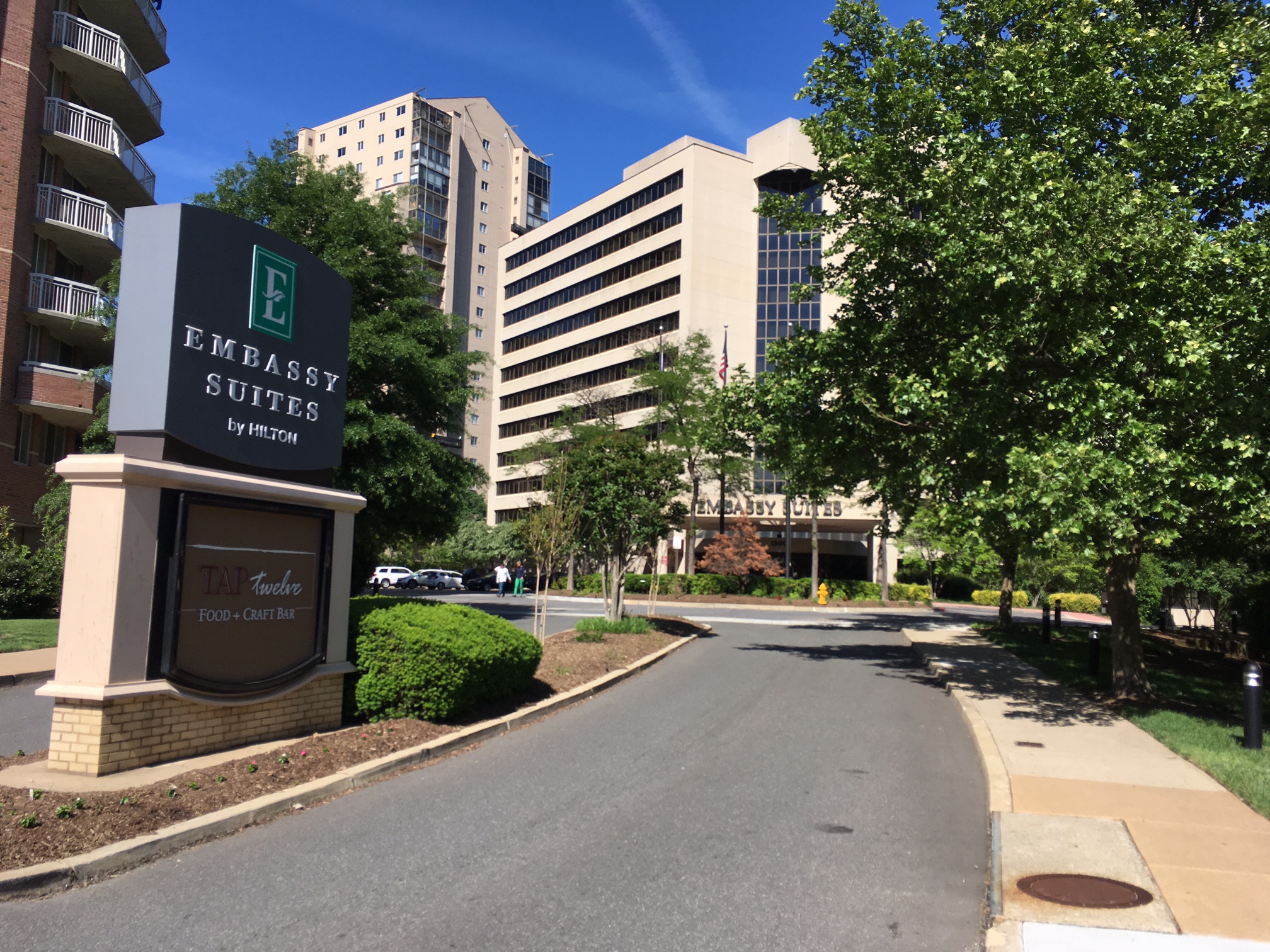 Embassy Suites By Hilton Crystal City, Arlington HotelsByDay