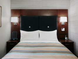 Hotel Club Quarters Opposite Rockefeller Center image