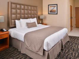 Hotel Best Western Plus Mountain View Auburn Inn image