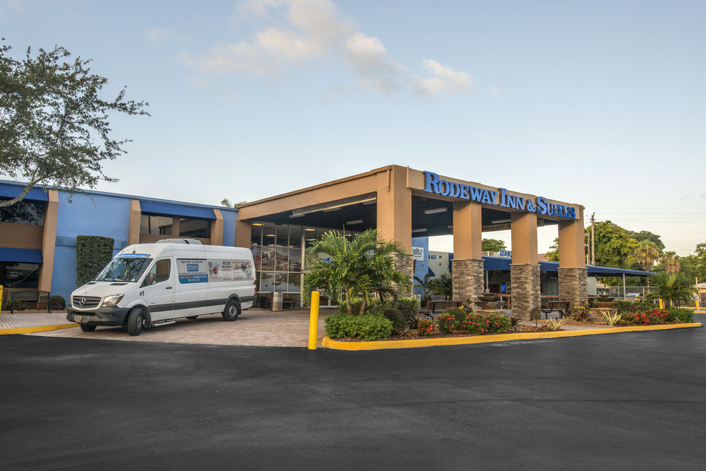 Rodeway Inn Suites Fort Lauderdale Airport Cruise Port Hotelsbyday