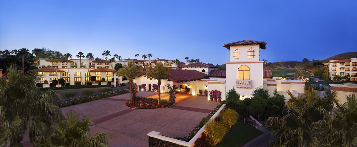 Arizona Grand Resort Spa Phoenix Day Rooms Hotelsbyday Arizona Grand Resort Spa