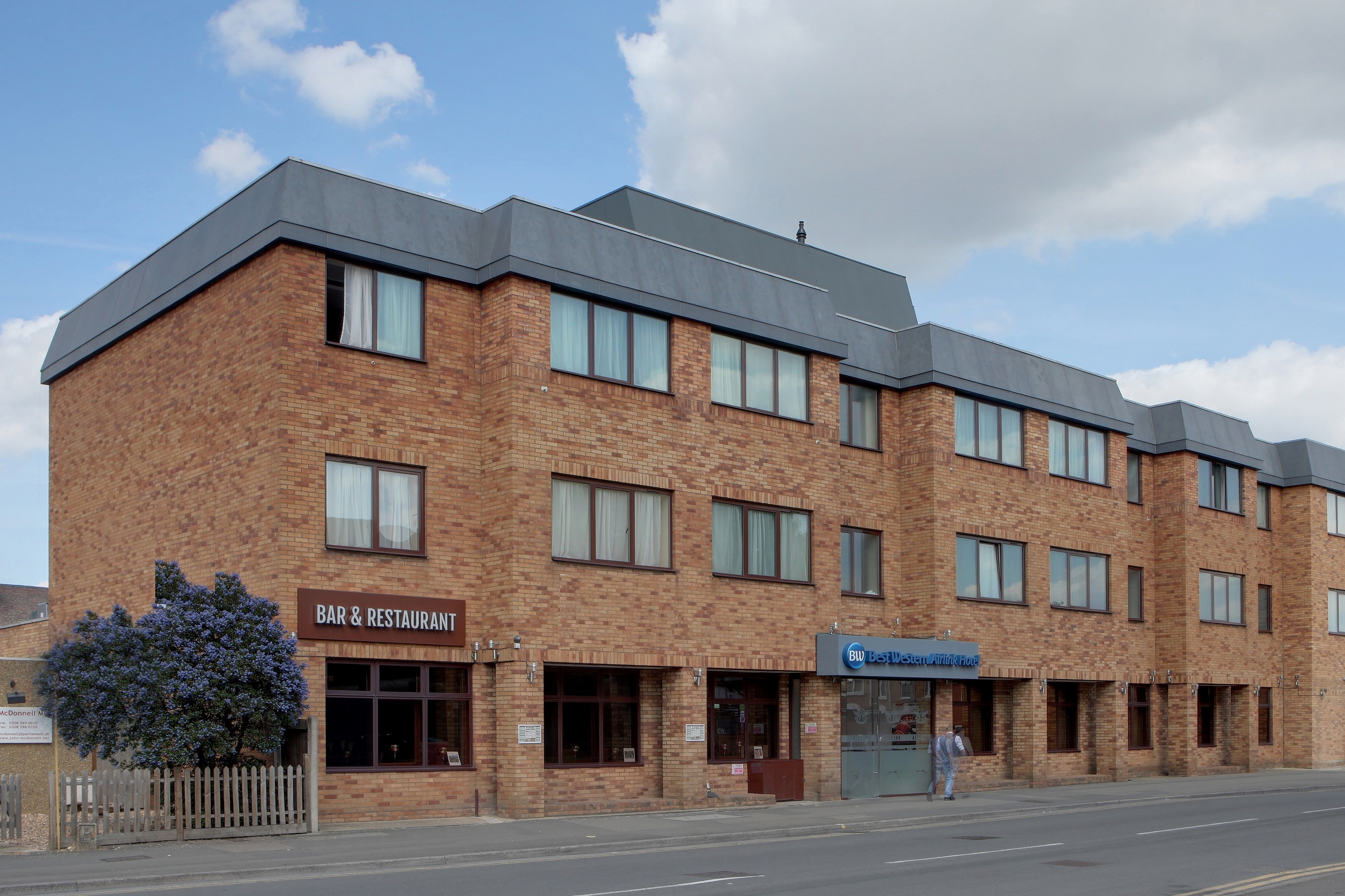 Best Western Airlink Hotel, Hayes (UK) - Dayrooms | HotelsByDay