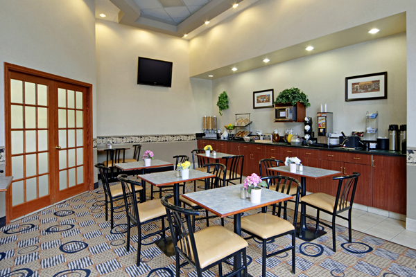 Comfort Inn And Suites Calgary South Day Rooms Hotelsbyday