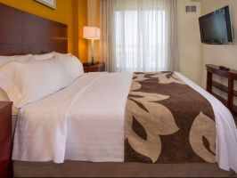 Hotel Residence Inn Arlington Pentagon City image