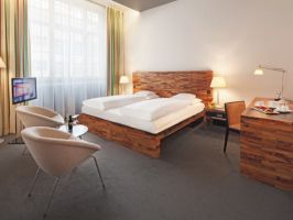 Hotel Mövenpick Hotel Berlin image
