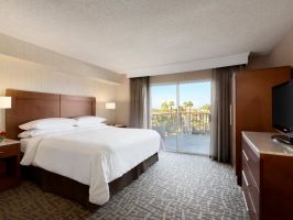 Hotel Embassy Suites By Hilton Santa Ana Orange County Airport image