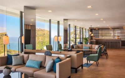 Lobby and coworking area at Le Méridien Bodrum Beach Resort.