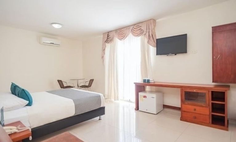 Spacious day use room at Hotel Rivera Del Mar.