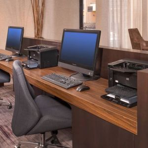 Business center at Courtyard Dulles Airport Chantilly.