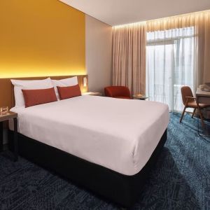 Romantic king room at Rydges Sydney Airport Hotel.